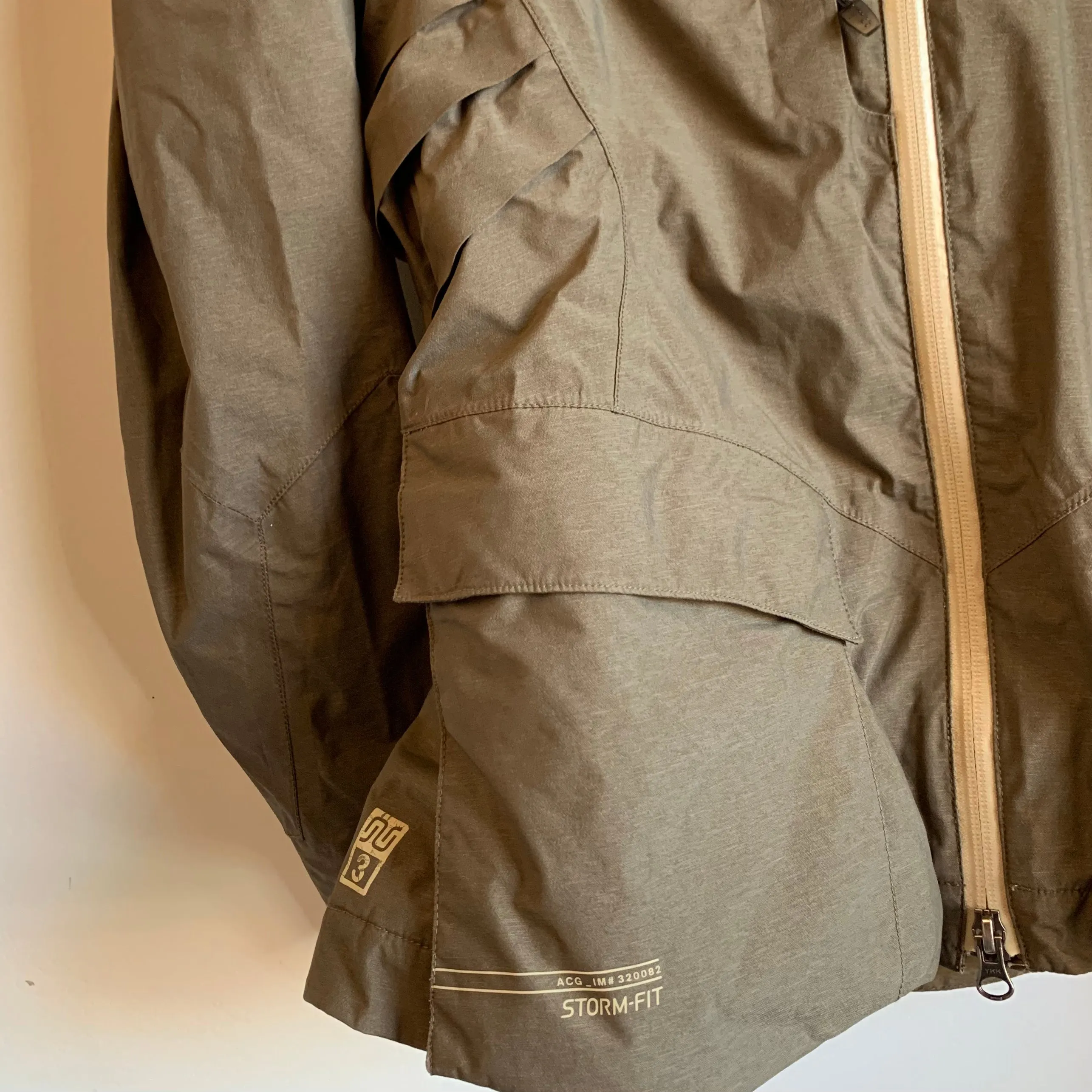 Vintage Brown ACG Parka Jacket Women’s M